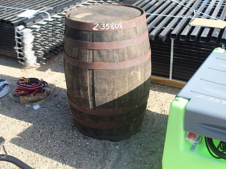 #5117-•-whiskey-barrel-image-2