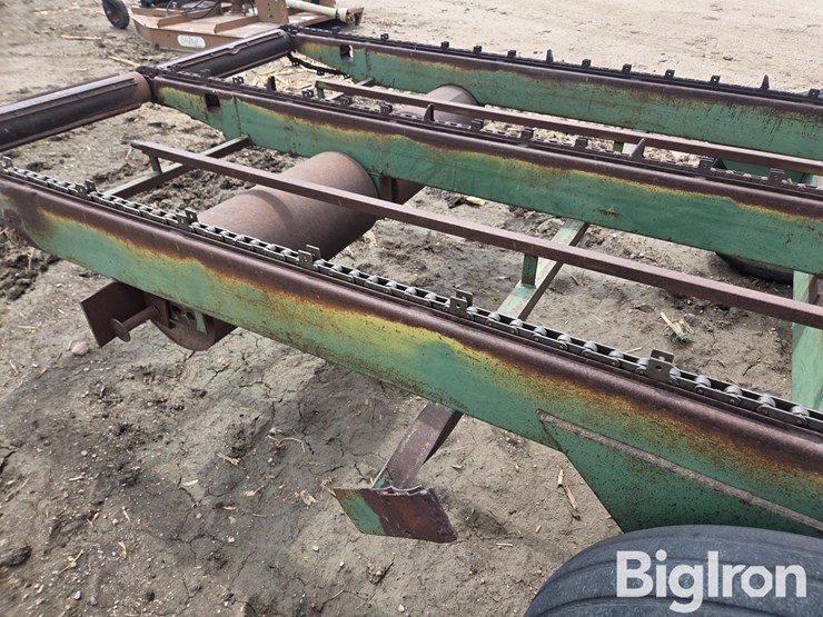 john-deere-200-image-12