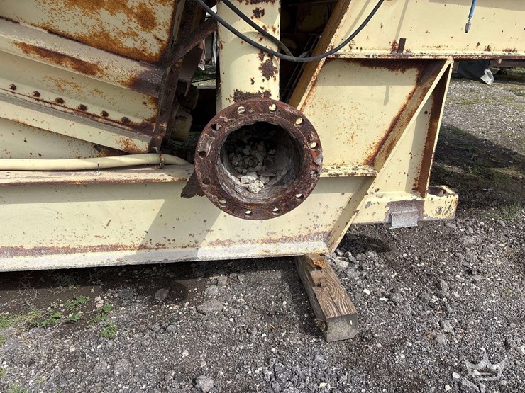 cedarapids-towable-trommel-screener-image-4
