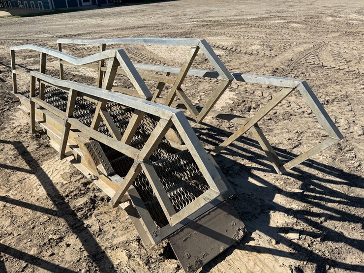 22’-extendable-aluminum-rig-ladder-image-4