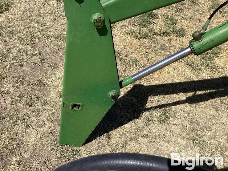 john-deere-260-image-9