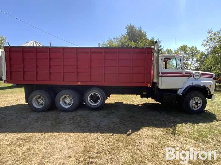 1973-ford-lts9000-image-4