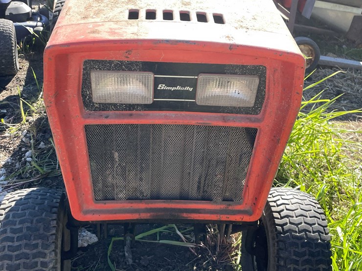 #6956-•-simplicity-riding-lawn-mower-image-29