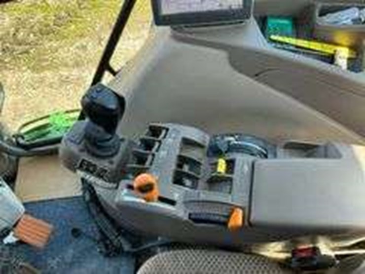 2013-jd-6125r-tractor,-mfwd,-1048-hrs.,-ivt-trans.,-3-hyd-remotes,-image-28