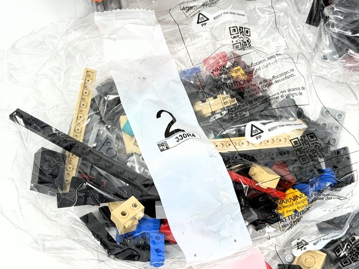 #32603-•-lego-icons-camaro-z28-set-image-5