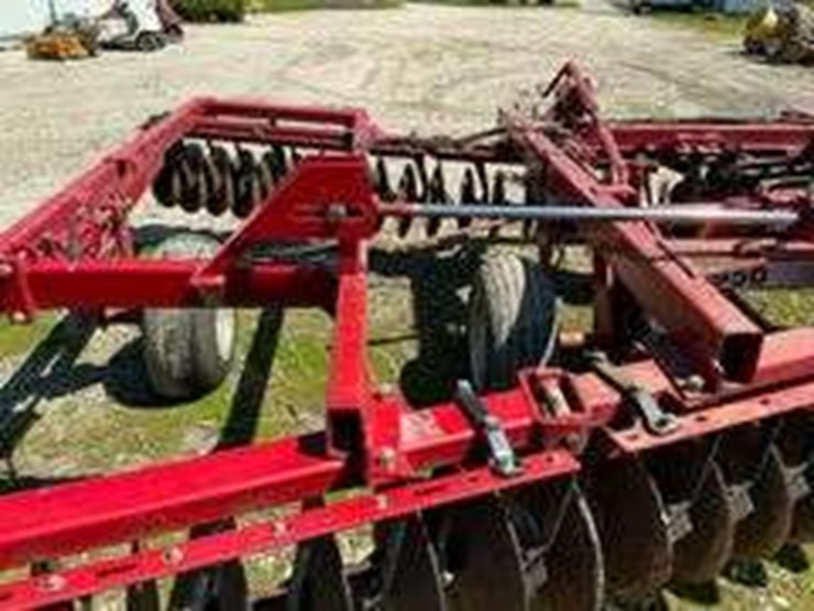 case-ih-3950-image-9