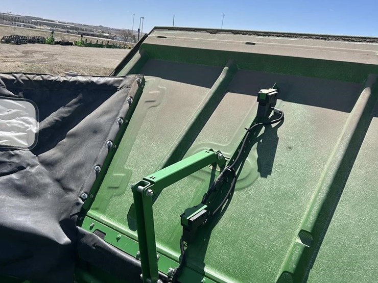2016-john-deere-s680-image-128