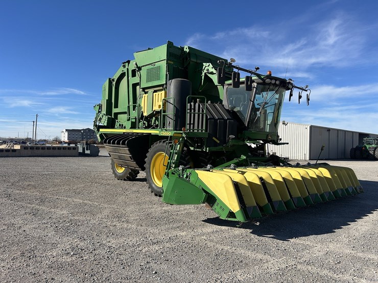 2018-john-deere-cs690-image-2