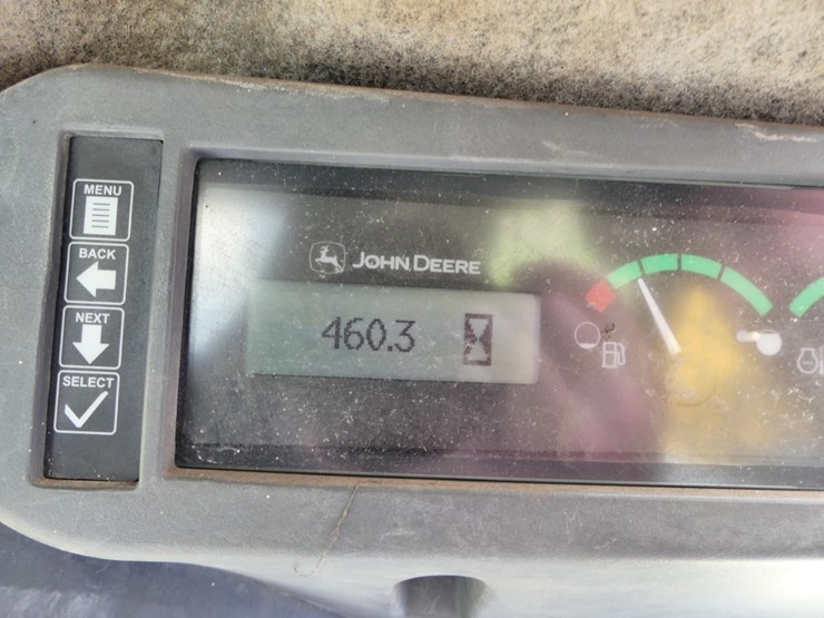 2011-deere-318d-image-16