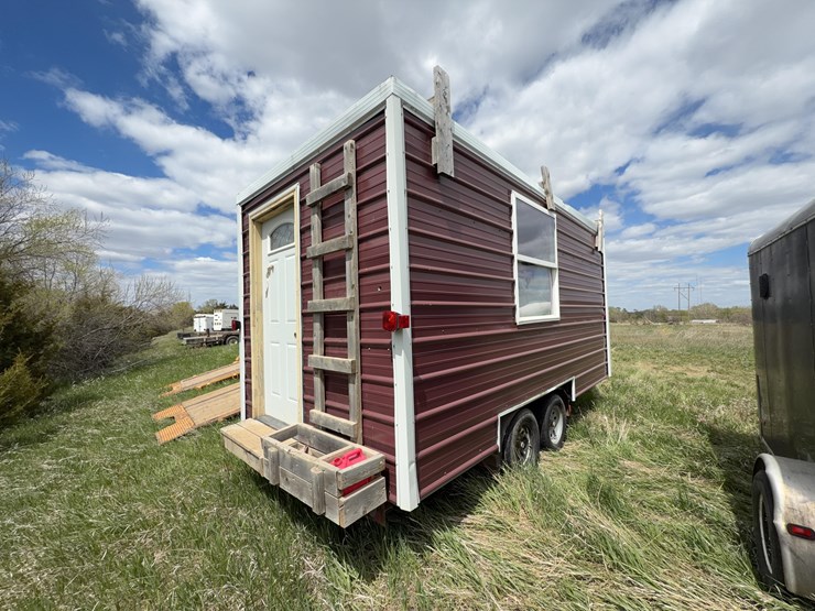 mobile-office-trailer-image-1