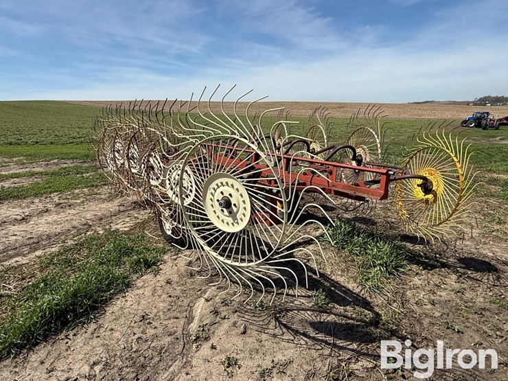 hesston-3981-image-7