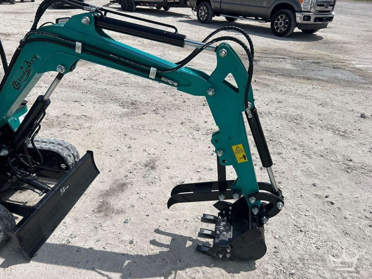 2026-cfg-industrial-kv16r-mini-excavator-image-12