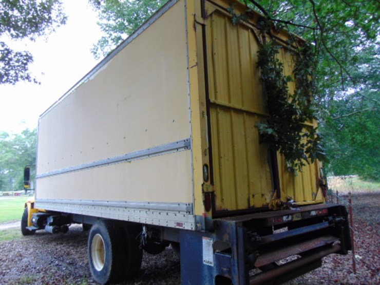 2004-international-durastar-4300-image-8