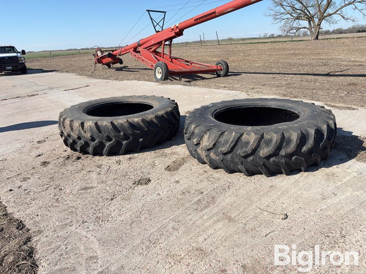 goodyear-520/85r42-tires-image-7