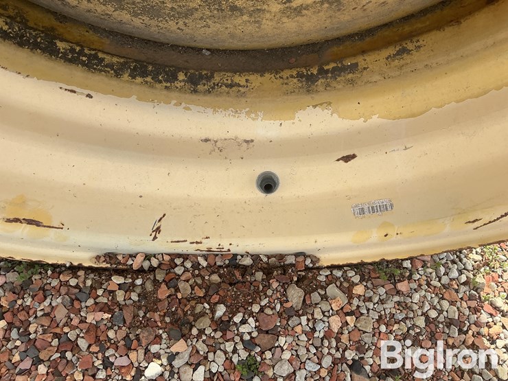 21-x-32-grain-cart-wheel-image-10