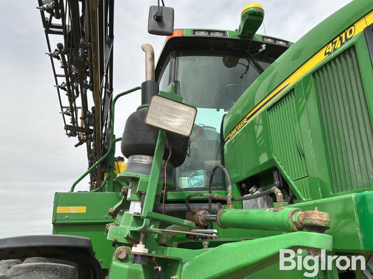 john-deere-4710-image-19