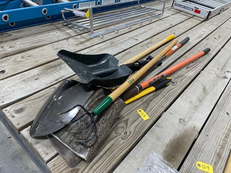 shovels,-snips,-yard-tools-image-1