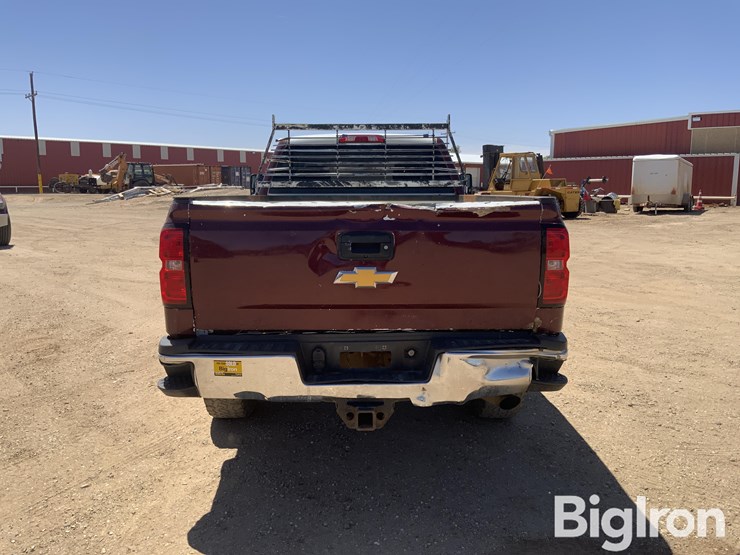 2018-chevrolet-silverado-2500-image-6