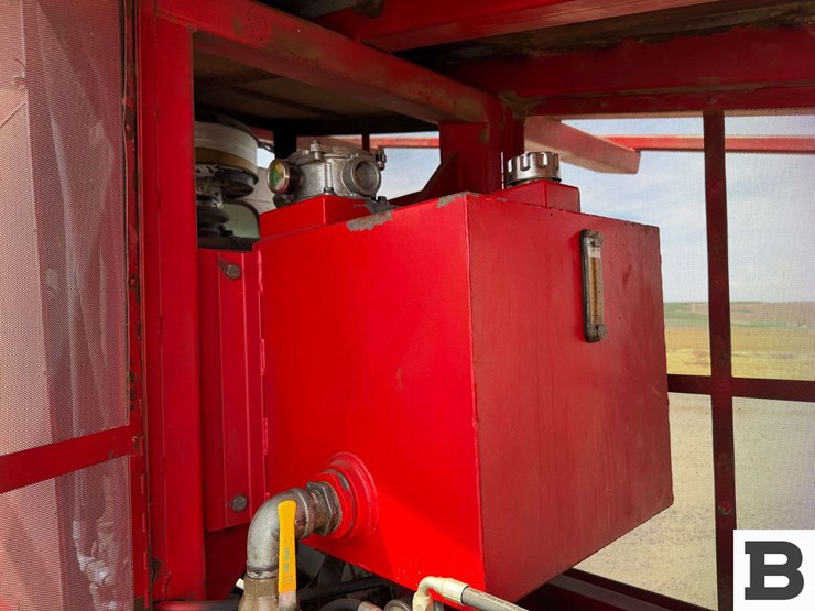 1994-peterbilt-320-image-32