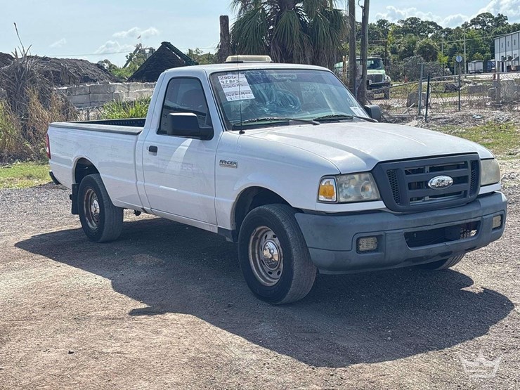 2006-ford-ranger-image-2