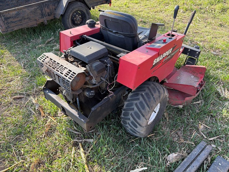 snapper-rider-mower-image-3