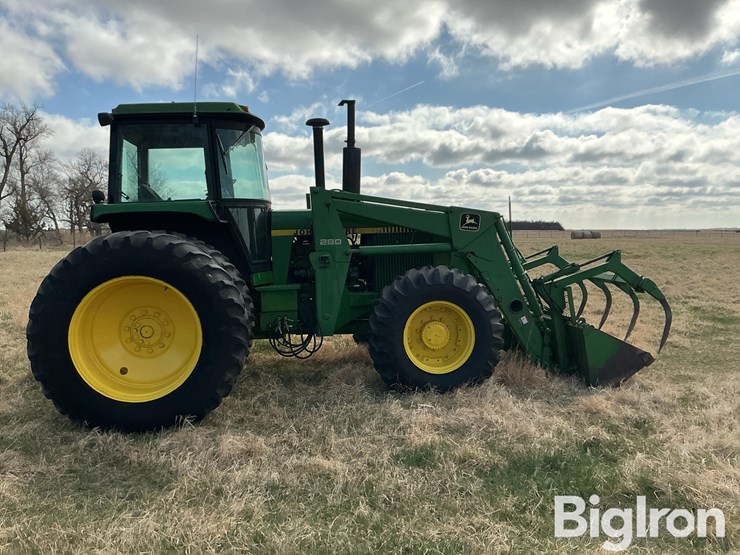 1983-john-deere-4450-image-4