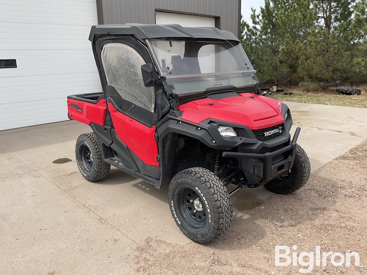 2016-pioneer-4x4-image-3