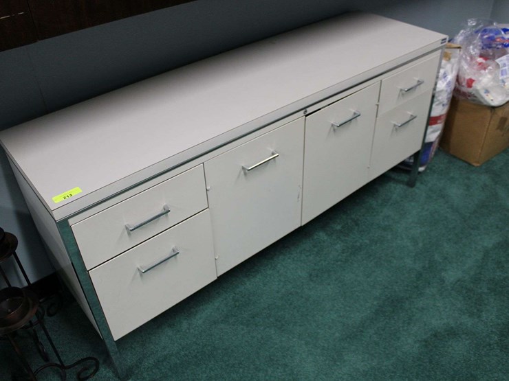 metal-desk-cabinet-image-3