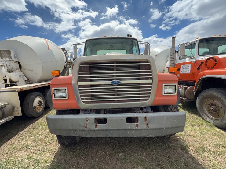 1996-ford-lt9000-image-6