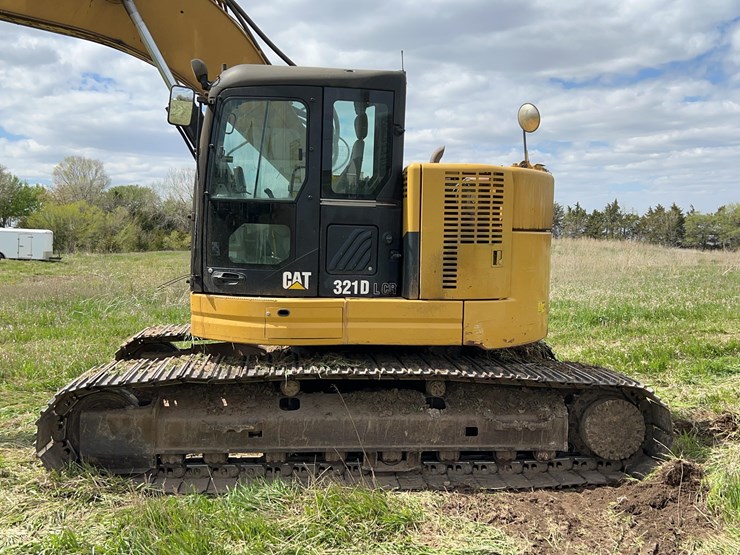 2012-caterpillar-321d-excavator-image-9