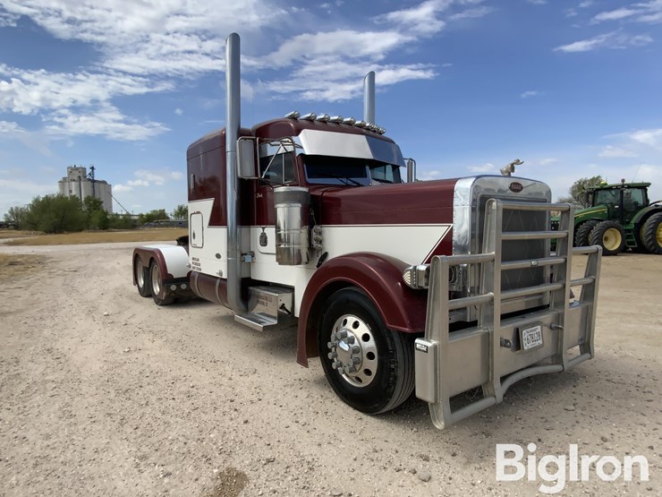 2003-peterbilt-379-image-3