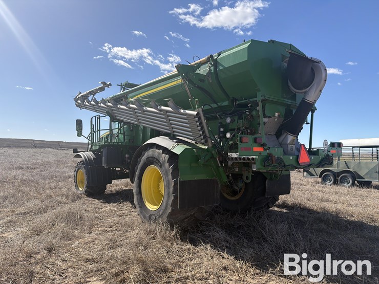 2020-john-deere-f4365-image-7