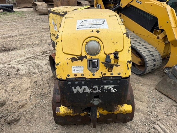#3922-•-wacker-neuson-roller-compactor-image-8