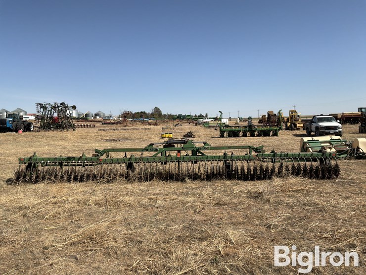 john-deere-400-image-6