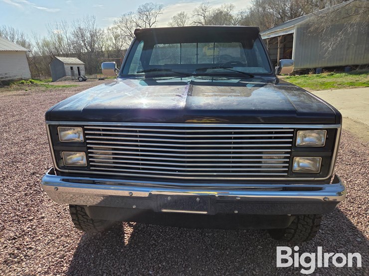 1983-gmc-sierra-1500-image-2