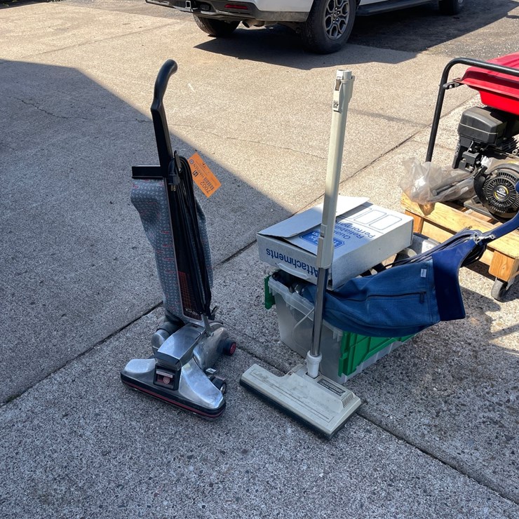 #7002 • Vacuums and Parts