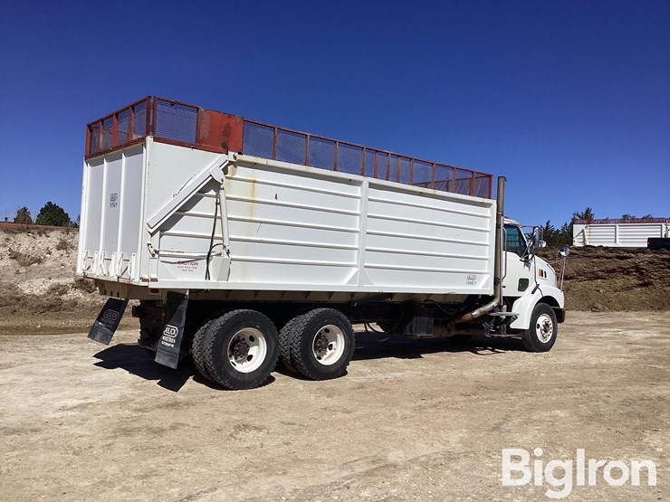 2006-sterling-l9500-image-5