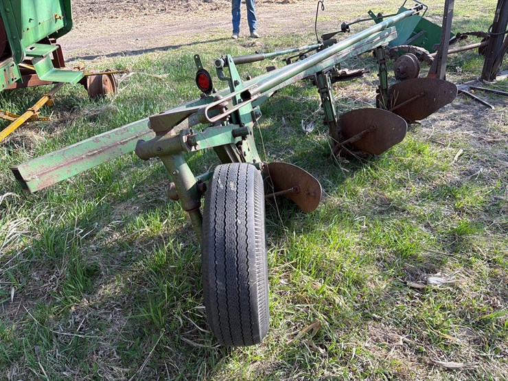 john-deere-f145h-image-3