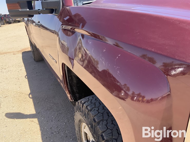 2018-chevrolet-silverado-2500-image-19