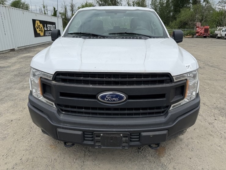 2018-ford-f150-xl-image-8