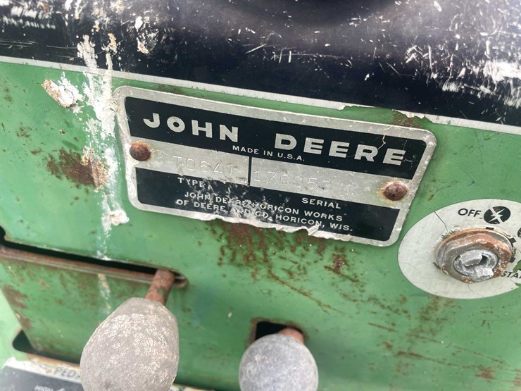 john-deere-110-image-46