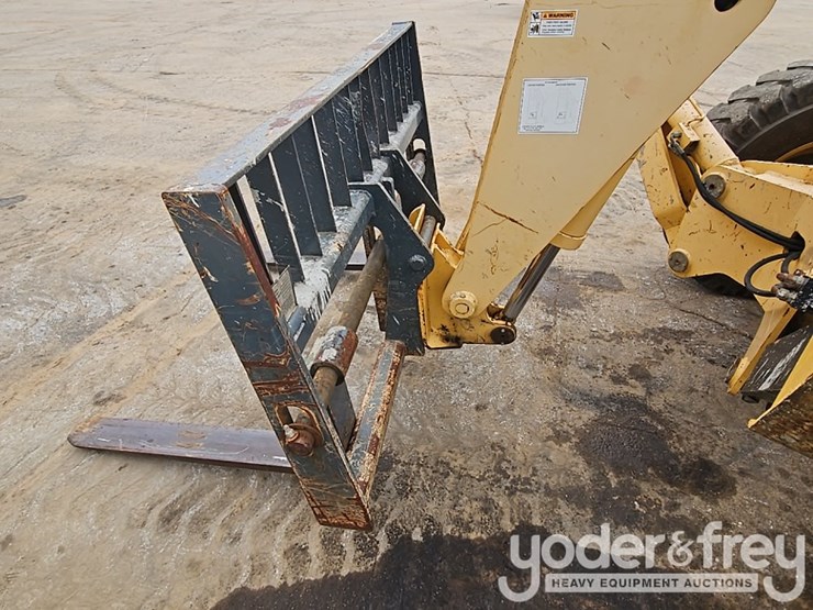 2013-gehl-dl11-image-9