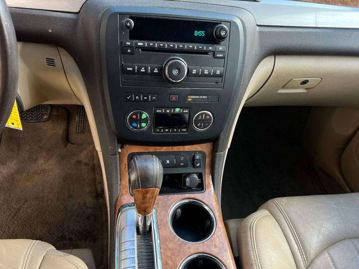 2011-buick-enclave-cxl-image-33