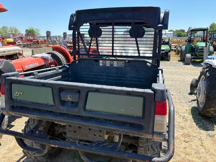 john-deere-825-image-7