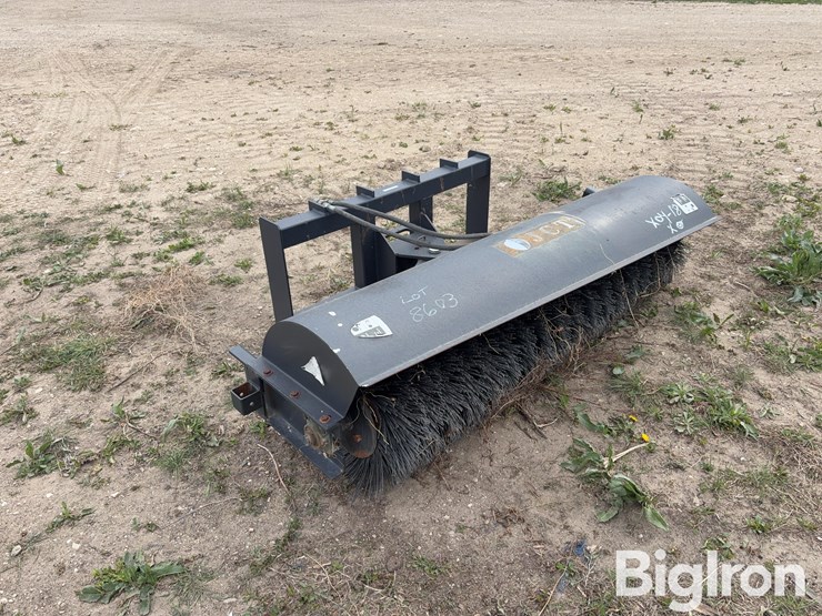 jct-rotary-broom-skid-steer-attachment-image-3