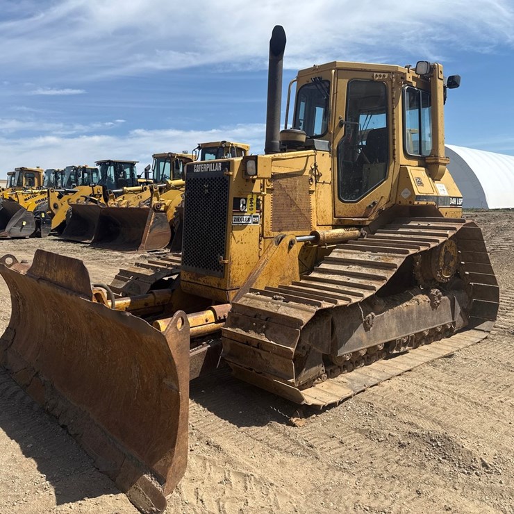 CATERPILLAR D4H LGP