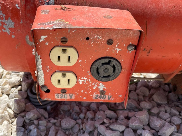 #7404-•-homelite-generator-image-10