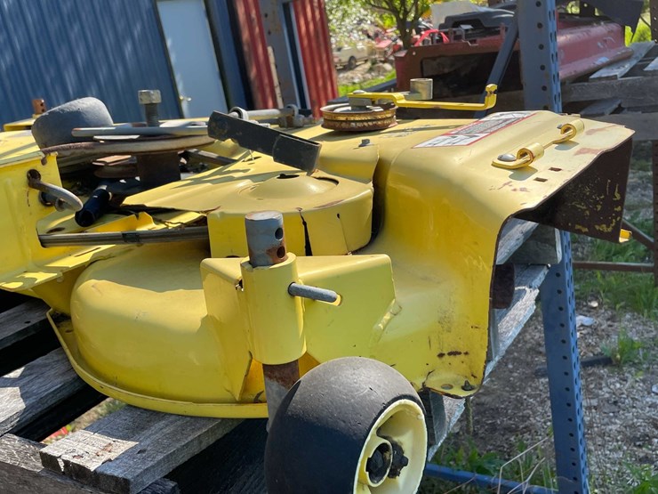john-deere-345-image-23
