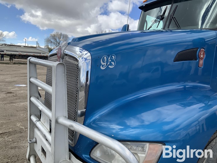 2012-kenworth-t600-image-10