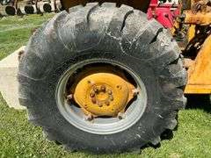 massey-ferguson-2200-image-20